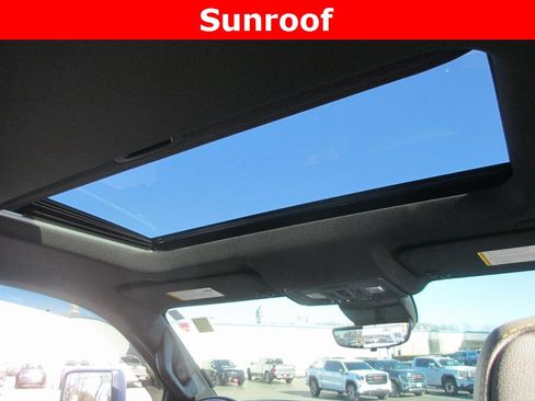 Certified 2025 Chevrolet Silverado 2500 ZR2 w/ Technology Package image 16