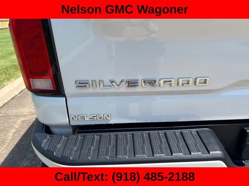 Used 2025 Chevrolet Silverado 3500 High Country w/ High Country Premium Package AWD/4WD image 7