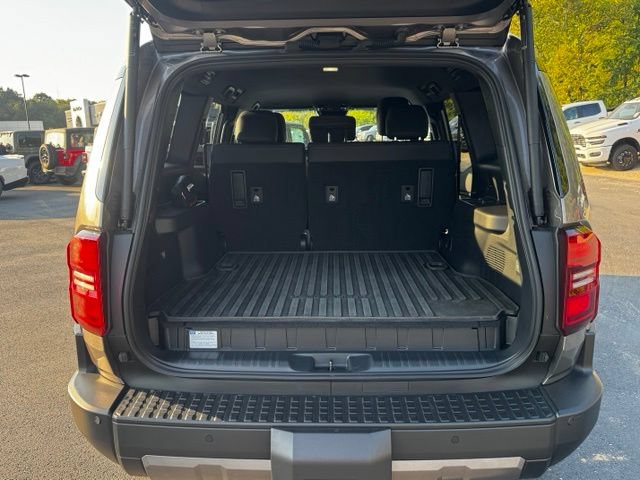 Used 2025 Toyota Land Cruiser AWD/4WD image 11