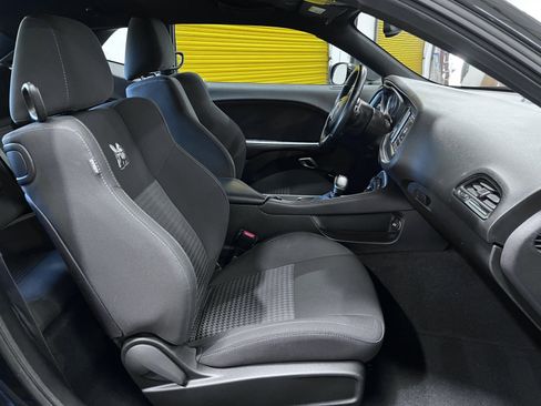 Used 2019 Dodge Challenger R/T Scat Pack w/ Widebody Package RWD image 15