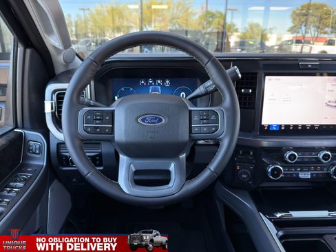 Used 2025 Ford F450 Lariat image 33