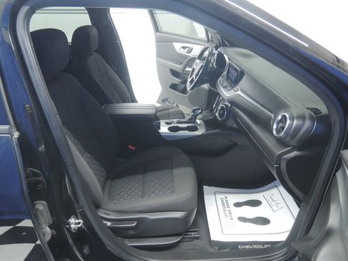 Used 2019 Chevrolet Blazer LT FWD image 36
