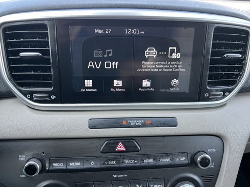 Certified 2020 Kia Sportage LX w/ LX Popular Package image 28