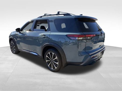 New 2026 Nissan Pathfinder Platinum w/ Cargo Package image 5