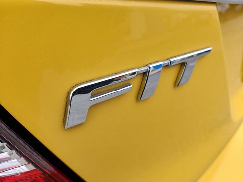 Used 2018 Honda Fit EX image 30