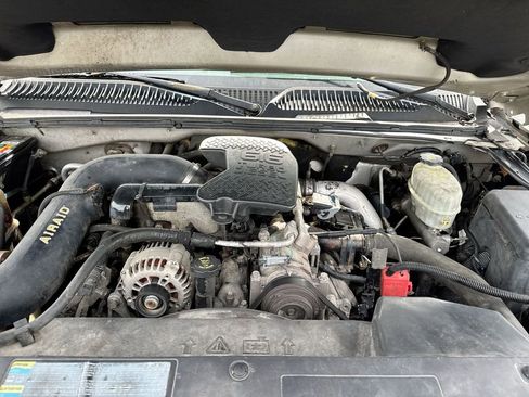 Used 2005 Chevrolet Silverado 2500 LT w/ Heavy-Duty Power Package image 23