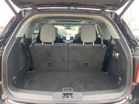 Used 2023 Ford Explorer Limited w/ Limited Technology Package image 30
