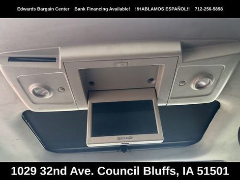 Used 2011 Chevrolet Traverse LT w/ Personal Connectivity Package AWD/4WD image 15