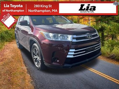 Used 2019 Toyota Highlander LE