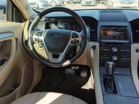 Used 2014 Ford Taurus SEL w/ Equipment Group 201A FWD image 18