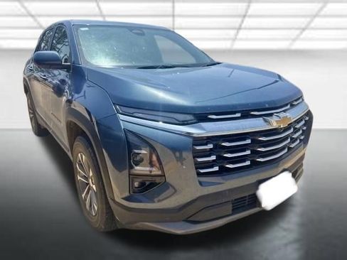 Used 2025 Chevrolet Equinox LT w/ Safety and Technology Package FWD image 1