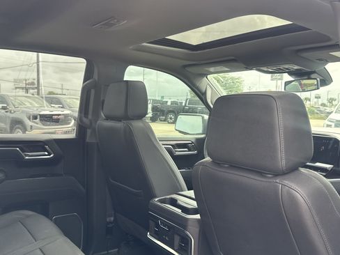 Used 2025 GMC Sierra 1500 SLT w/ SLT Premium Plus Package image 2