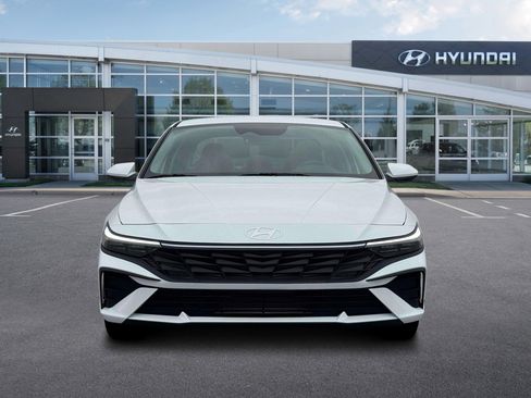 New 2026 Hyundai Elantra SE image 12