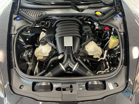 Used 2013 Porsche Panamera 4 image 39