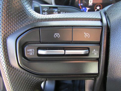 Used 2024 Chevrolet Colorado W/T w/ Safety Package RWD image 21