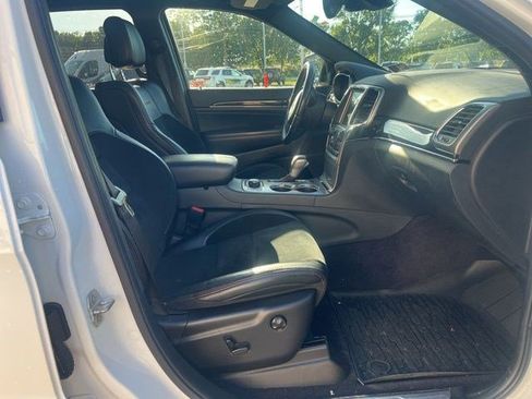 Used 2017 Jeep Grand Cherokee Trailhawk w/ Trailhawk Luxury Group AWD/4WD image 27