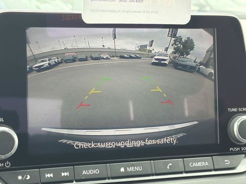 Used 2023 Nissan Rogue SV FWD image 12