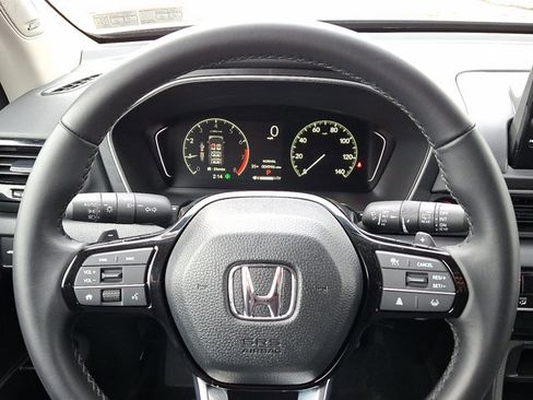 Certified 2025 Honda Pilot Touring image 21