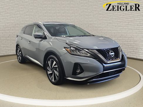 Used 2023 Nissan Murano SL w/ SL Moonroof Package AWD/4WD image 3