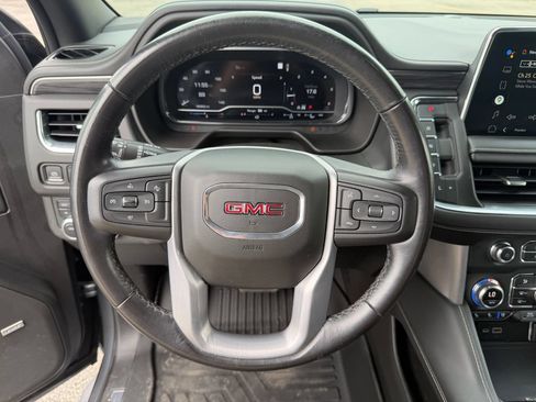 Used 2022 GMC Yukon SLT AWD/4WD image 24