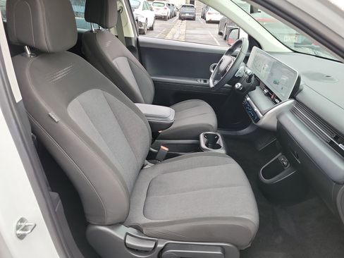 Certified 2024 Hyundai Ioniq 5 SE image 21