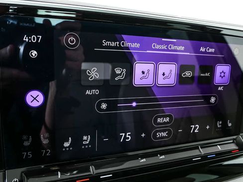 Certified 2025 Volkswagen Atlas SEL Premium R-Line image 18