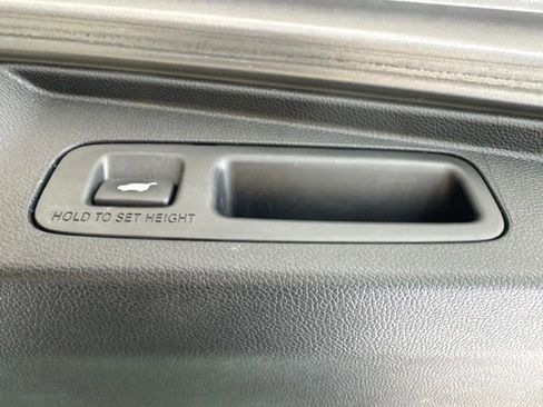 Used 2017 Honda CR-V Touring image 32