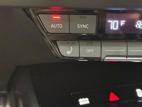 Certified 2025 Audi Q4 e-tron Premium Plus w/ Premium Plus AWD/4WD image 18