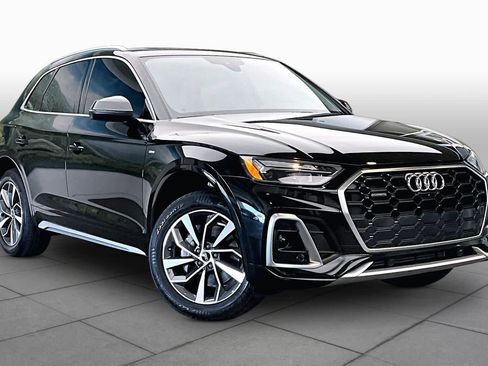 Used 2023 Audi Q5 2.0T Premium Plus w/ Premium Plus Package image 3