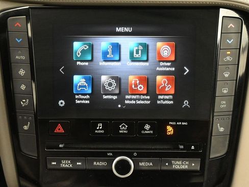 Used 2023 INFINITI QX50 Luxe w/ Cargo Package FWD image 11