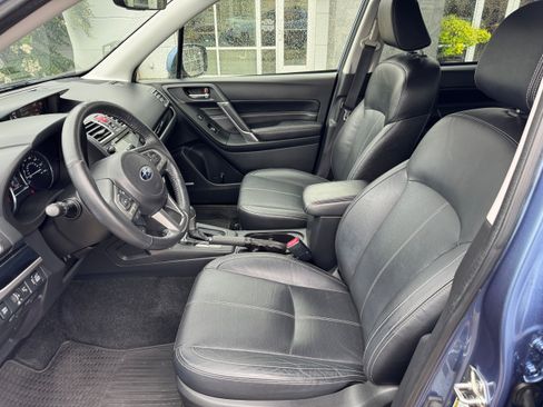 Used 2017 Subaru Forester 2.5i Touring AWD/4WD image 9