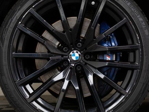 Used 2022 BMW X6 M50i w/ Executive Package image 10