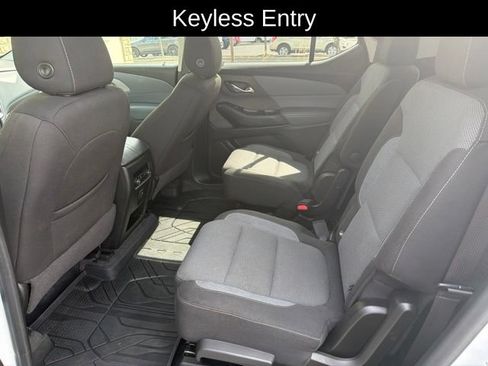 Used 2019 Chevrolet Traverse LT w/ LPO, Floor Liner Package AWD/4WD image 12