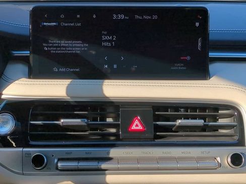 Certified 2026 Genesis G70 2.5T RWD image 17