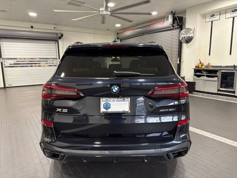 Used 2021 BMW X5 xDrive40i w/ M Sport Package AWD/4WD image 4