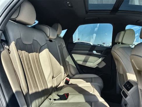 Used 2022 Audi Q5 2.0T Premium Plus w/ Premium Plus Package image 22