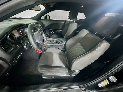 Used 2021 Dodge Challenger R/T RWD image 13