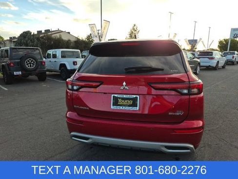 Used 2023 Mitsubishi Outlander SEL AWD/4WD image 4