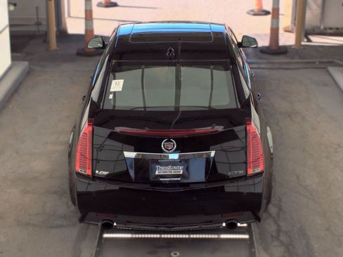 Used 2009 Cadillac CTS V RWD image 3