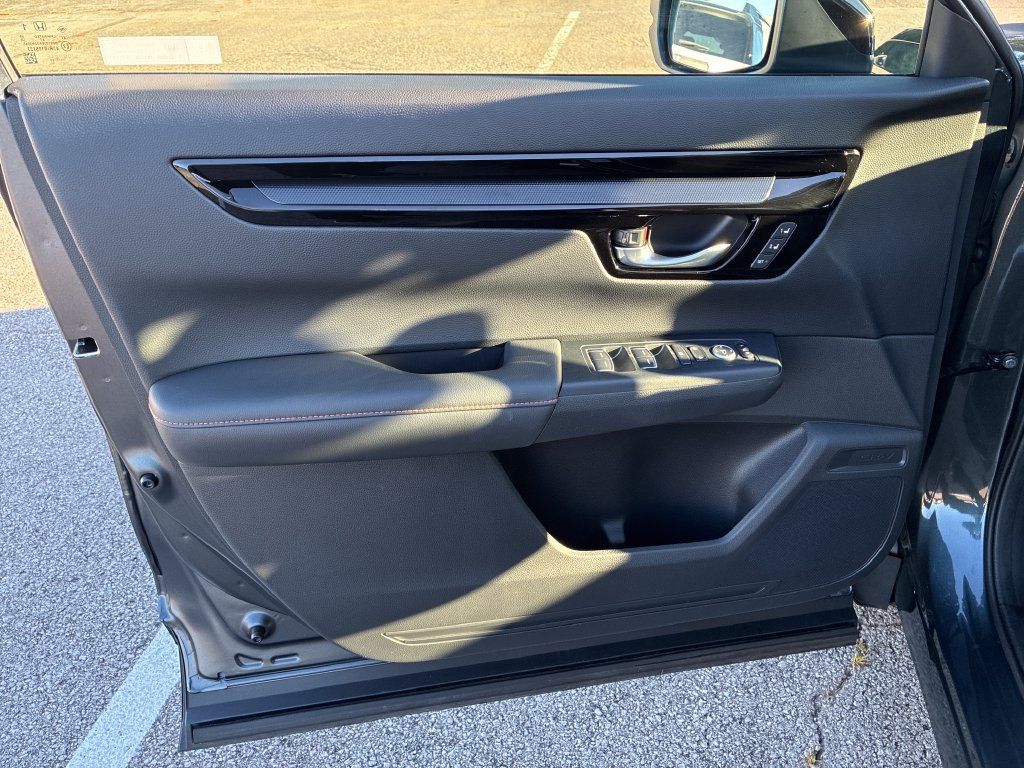 Certified 2023 Honda CR-V Sport Touring image 12