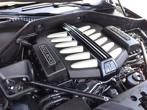 Used 2011 Rolls-Royce Ghost RWD image 69