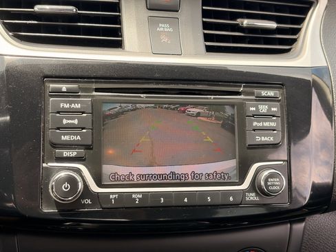Used 2017 Nissan Sentra SV FWD image 20