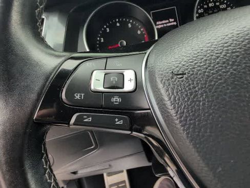 Certified 2021 Volkswagen Tiguan SE R-Line AWD/4WD image 17