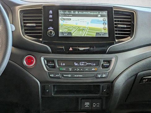 Certified 2023 Honda Passport TrailSport image 14