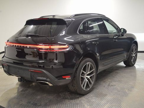 Certified 2025 Porsche Macan AWD/4WD image 7