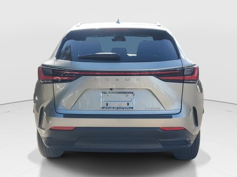 Used 2024 Lexus NX 250 FWD image 6