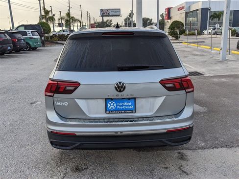 Certified 2023 Volkswagen Tiguan SE image 7