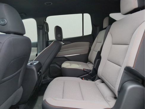 New 2026 Chevrolet Traverse LT w/ Driver Confidence Package image 15