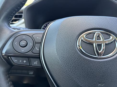 Certified 2020 Toyota RAV4 XLE Premium FWD image 9