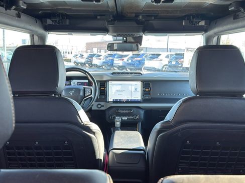 Used 2022 Ford Bronco Badlands image 20